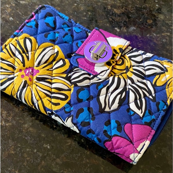 Vera Bradley Handbags - 💢SOLD💢 Vera Bradley Turn Lock Wallet Full Zip African Violet